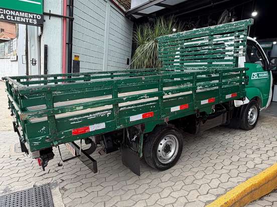 KIA-BONGO-2.5 TD DIESEL STD CS MANUAL KIA-BONGO-2021