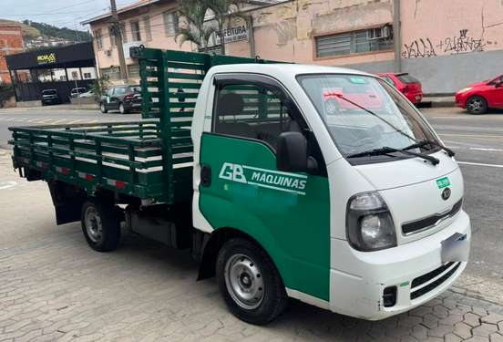 KIA-BONGO-2021