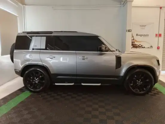 LAND ROVER-DEFENDER-2021