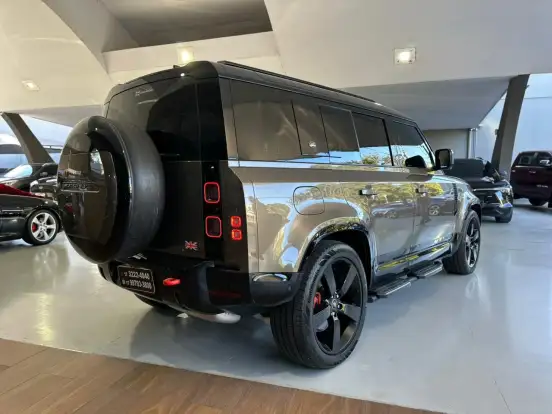 LAND ROVER-DEFENDER-2024