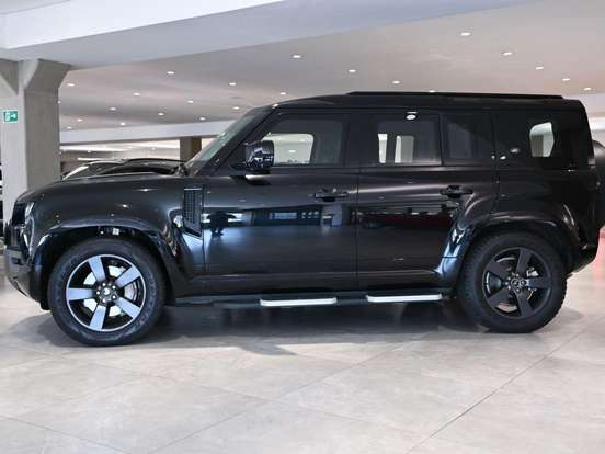 LAND ROVER-DEFENDER-3.0 D300 TURBO DIESEL MHEV 110 X-DYNAMIC SE AWD AUTOMÁTICO LAND ROVER-DEFENDER-2023
