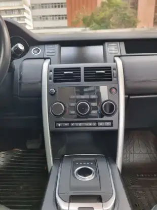 LAND ROVER-DISCOVERY SPORT-2018