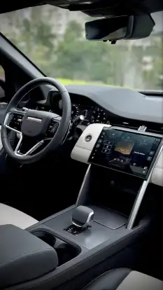 LAND ROVER-DISCOVERY SPORT-2025