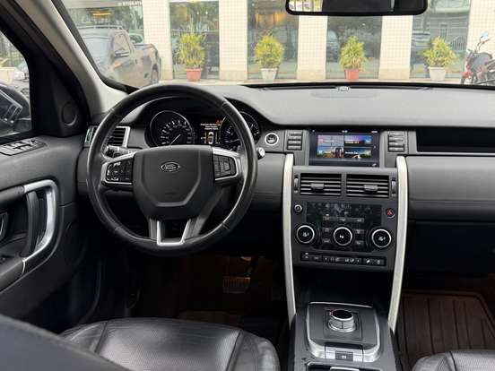 LAND ROVER-DISCOVERY SPORT-2015