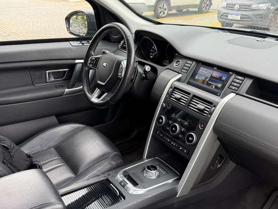 LAND ROVER-DISCOVERY SPORT-2015