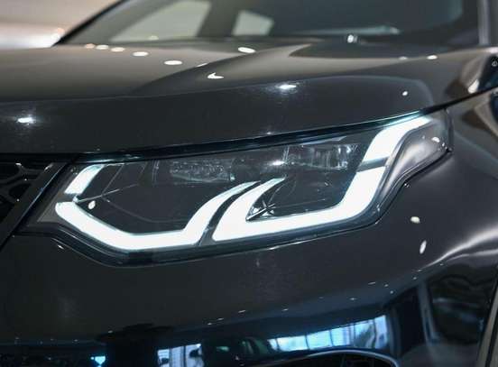 LAND ROVER-DISCOVERY SPORT-2022