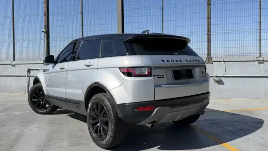LAND ROVER-RANGE ROVER EVOQUE-2.0 SE 4WD 16V GASOLINA 4P AUTOMÁTICO LAND ROVER-RANGE ROVER EVOQUE-2017
