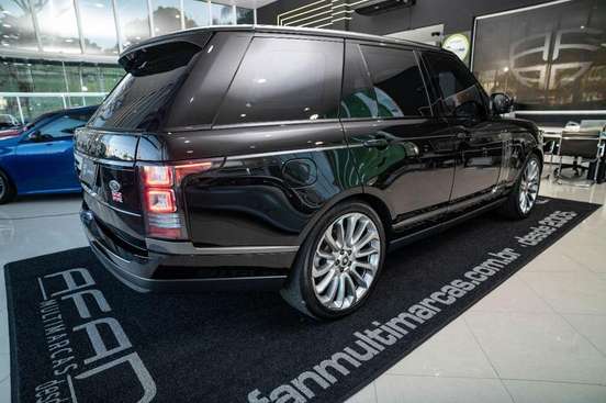 LAND ROVER-RANGE ROVER VOGUE-4.4 SE SDV8 4X4 TURBO DIESEL 4P AUTOMÁTICO LAND ROVER-RANGE ROVER VOGUE-2017