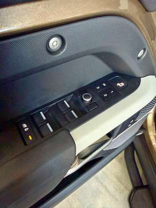 LAND ROVER-DEFENDER-2020
