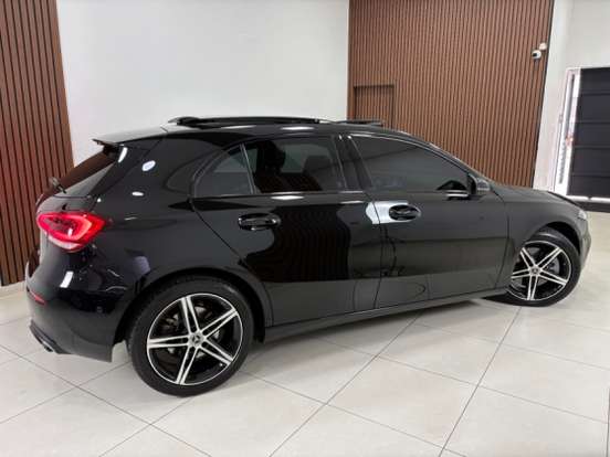 MERCEDES-BENZ-A 250-2019