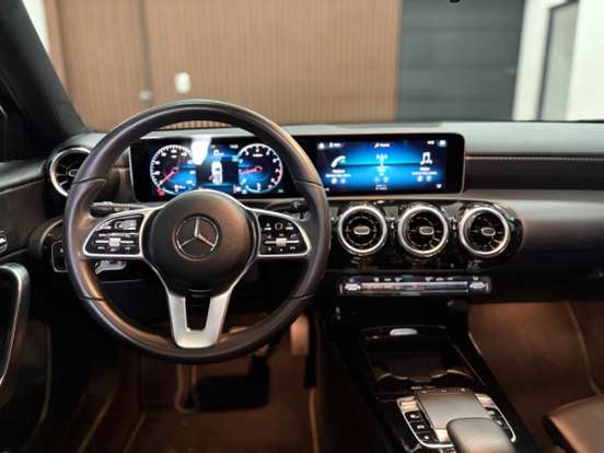 MERCEDES-BENZ-A 250-2.0 CGI GASOLINA 7G-DCT MERCEDES-BENZ-A 250-2019