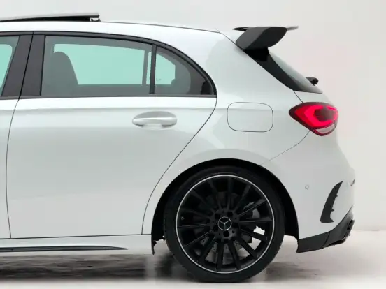 MERCEDES-BENZ-A 35 AMG-2022