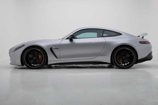 MERCEDES-BENZ-AMG GT 63-2025