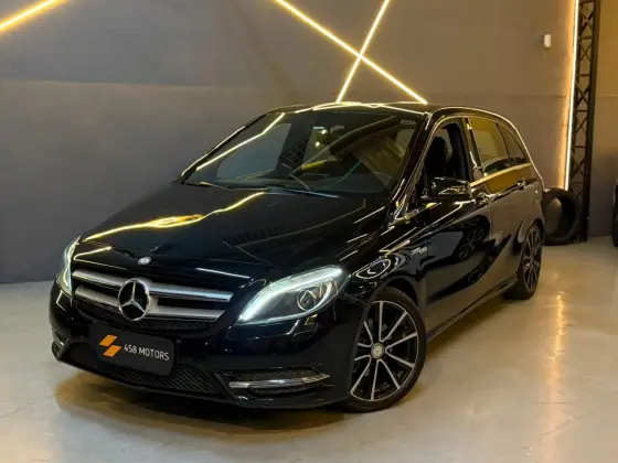 MERCEDES-BENZ B 200 1.6 SPORT TURBO GASOLINA 4P AUTOMÁTICO