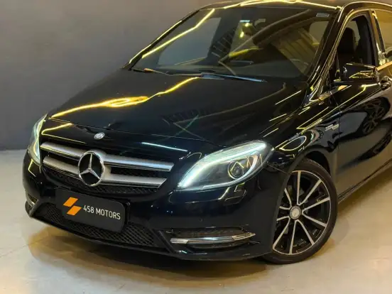 MERCEDES-BENZ-B 200-1.6 SPORT TURBO GASOLINA 4P AUTOMÁTICO MERCEDES-BENZ-B 200-2012