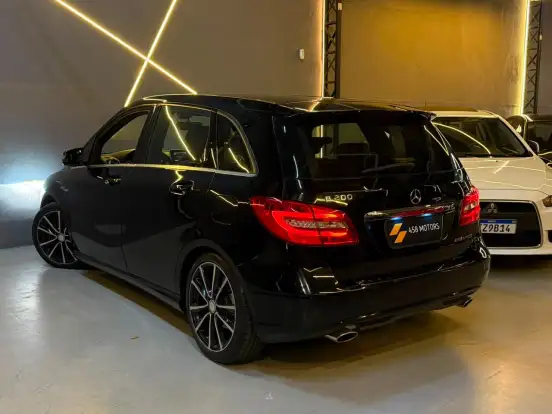MERCEDES-BENZ-B 200-1.6 SPORT TURBO GASOLINA 4P AUTOMÁTICO MERCEDES-BENZ-B 200-2012
