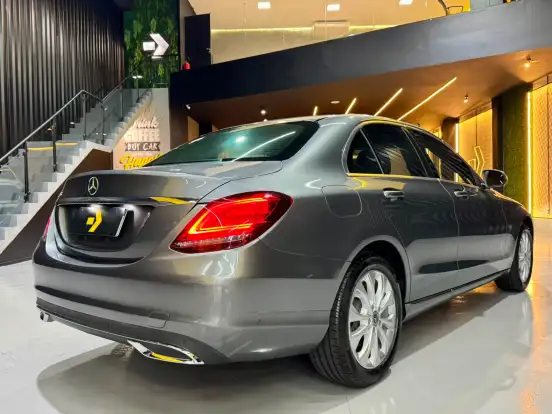 MERCEDES-BENZ-C 180-2019