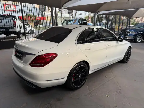 MERCEDES-BENZ-C 200-2.0 CGI AVANTGARDE 16V GASOLINA 4P AUTOMÁTICO MERCEDES-BENZ-C 200-2015