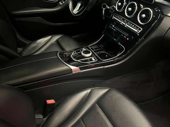 MERCEDES-BENZ-C 200-2.0 CGI AVANTGARDE 16V GASOLINA 4P AUTOMÁTICO MERCEDES-BENZ-C 200-2015
