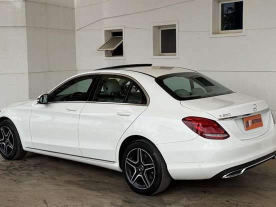 MERCEDES-BENZ-C 200-2.0 CGI AVANTGARDE 16V GASOLINA 4P AUTOMÁTICO MERCEDES-BENZ-C 200-2015