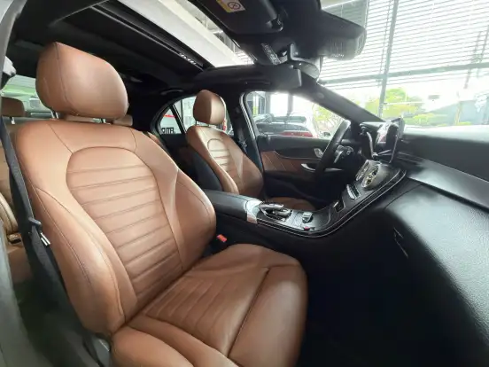 MERCEDES-BENZ-C 300-2020