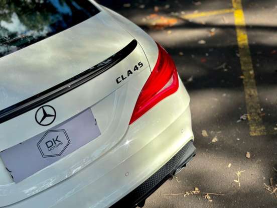 MERCEDES-BENZ-CLA 45 AMG-2.0 16V TURBOCHARGED GASOLINA 4P AUTOMÁTICO MERCEDES-BENZ-CLA 45 AMG-2015