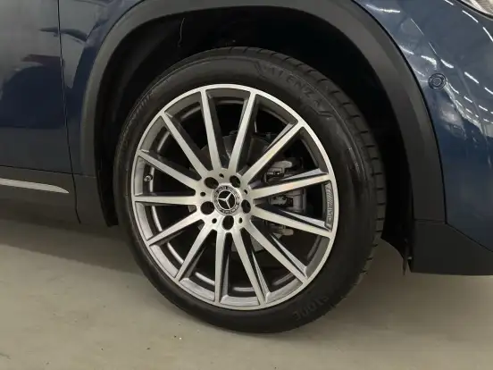 MERCEDES-BENZ-GLA 200-2021