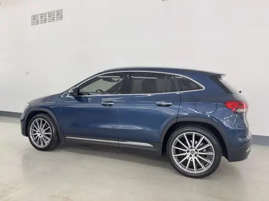 MERCEDES-BENZ-GLA 200-1.3 GCI GASOLINA AMG LINE 7G-DCT MERCEDES-BENZ-GLA 200-2021