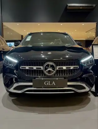 MERCEDES-BENZ-GLA 200-2026