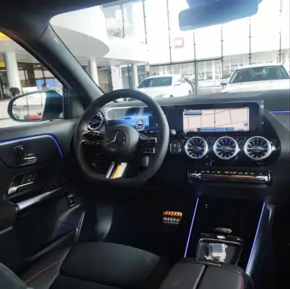 MERCEDES-BENZ-GLA 200-2026