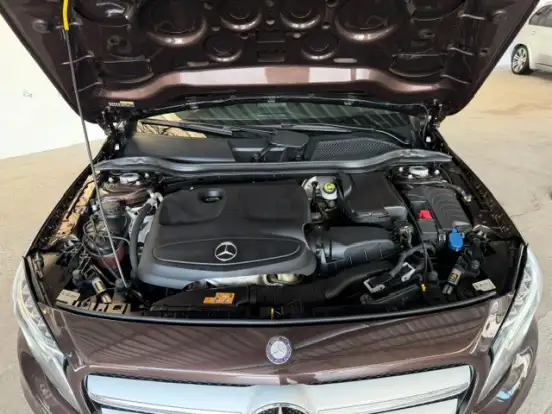 MERCEDES-BENZ-GLA 200-1.6 CGI ADVANCE 16V TURBO FLEX 4P AUTOMÁTICO MERCEDES-BENZ-GLA 200-2017
