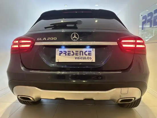 MERCEDES-BENZ-GLA 200-1.6 CGI FLEX ADVANCE 7G-DCT MERCEDES-BENZ-GLA 200-2019