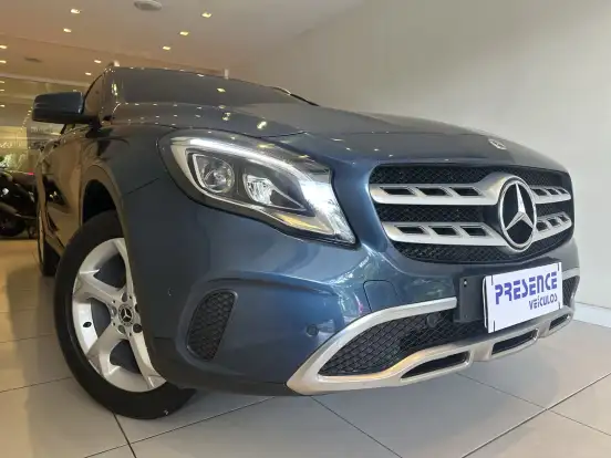 MERCEDES-BENZ-GLA 200-1.6 CGI FLEX ADVANCE 7G-DCT MERCEDES-BENZ-GLA 200-2019