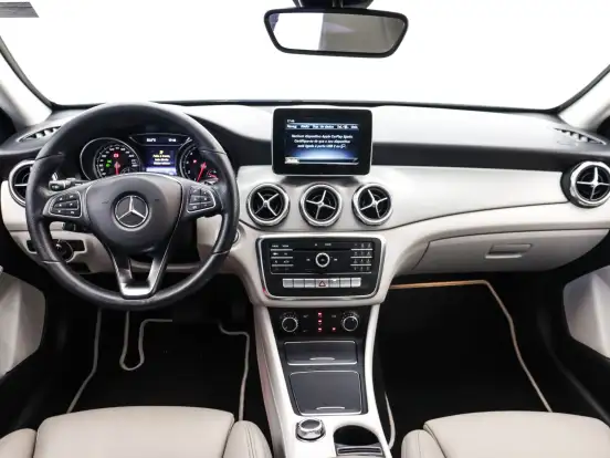 MERCEDES-BENZ-GLA 200-1.6 CGI FLEX ADVANCE 7G-DCT MERCEDES-BENZ-GLA 200-2019