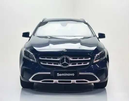 MERCEDES-BENZ-GLA 200-2019