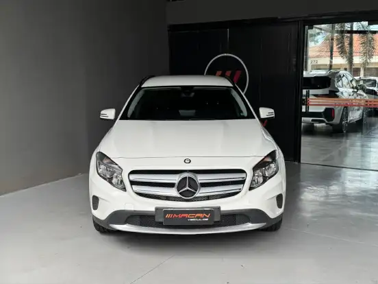 MERCEDES-BENZ-GLA 200-1.6 CGI STYLE 16V TURBO FLEX 4P AUTOMÁTICO MERCEDES-BENZ-GLA 200-2016