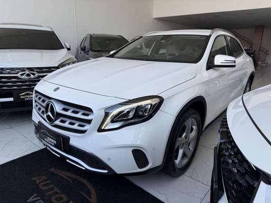MERCEDES-BENZ-GLA 200-1.6 CGI FLEX ADVANCE 7G-DCT MERCEDES-BENZ-GLA 200-2018