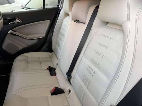 MERCEDES-BENZ-GLA 200-1.6 CGI FLEX ADVANCE 7G-DCT MERCEDES-BENZ-GLA 200-2018