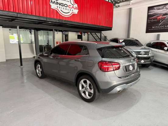 MERCEDES-BENZ-GLA 200-1.6 CGI FLEX ADVANCE 7G-DCT MERCEDES-BENZ-GLA 200-2017