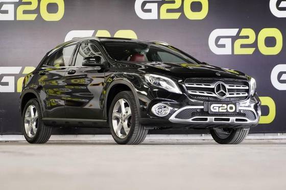 MERCEDES-BENZ GLA 200 1.6 CGI FLEX ENDURO 7G-DCT