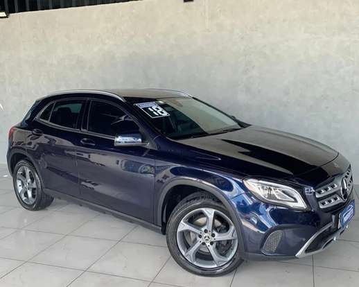 MERCEDES-BENZ-GLA 200-2017