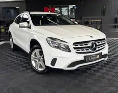 MERCEDES-BENZ GLA 200 1.6 CGI FLEX STYLE 7G-DCT MERCEDES-BENZ GLA 200 1.6 CGI FLEX STYLE 7G-DCT