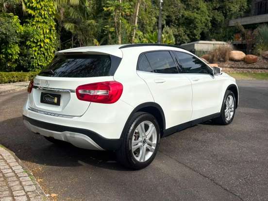 MERCEDES-BENZ-GLA 200-1.6 CGI FLEX STYLE 7G-DCT MERCEDES-BENZ-GLA 200-2018
