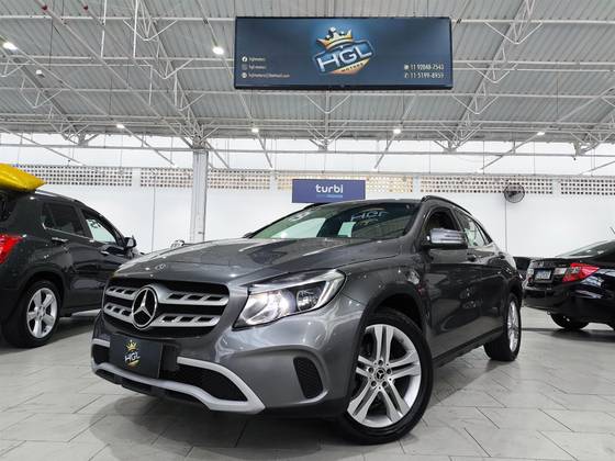 MERCEDES-BENZ GLA 200 1.6 CGI FLEX STYLE 7G-DCT