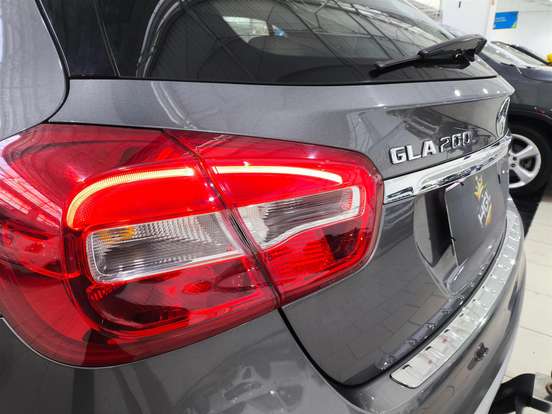 MERCEDES-BENZ-GLA 200-1.6 CGI FLEX STYLE 7G-DCT MERCEDES-BENZ-GLA 200-2018