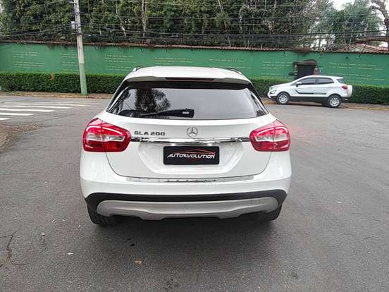 MERCEDES-BENZ-GLA 200-1.6 CGI STYLE 16V TURBO FLEX 4P AUTOMÁTICO MERCEDES-BENZ-GLA 200-2016