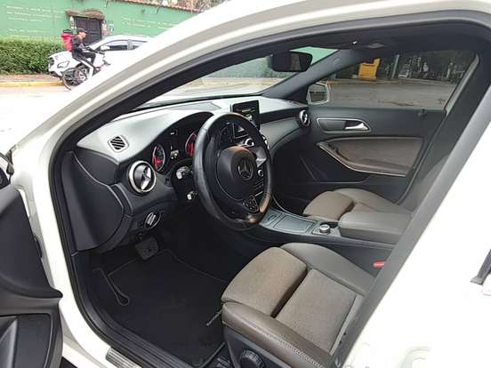 MERCEDES-BENZ-GLA 200-1.6 CGI STYLE 16V TURBO FLEX 4P AUTOMÁTICO MERCEDES-BENZ-GLA 200-2016