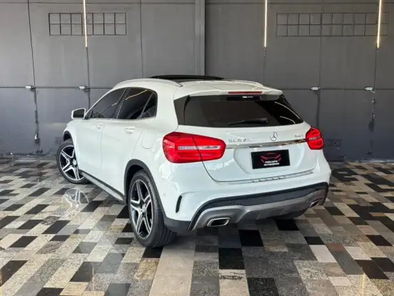 MERCEDES-BENZ-GLA 250-2.0 16V TURBO GASOLINA SPORT 4P 4MATIC AUTOMÁTICO MERCEDES-BENZ-GLA 250-2016