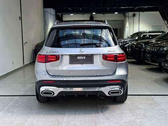 MERCEDES-BENZ-GLB 220-2.0 MHEV AMG LINE 4MATIC 8G-DCT MERCEDES-BENZ-GLB 220-2026