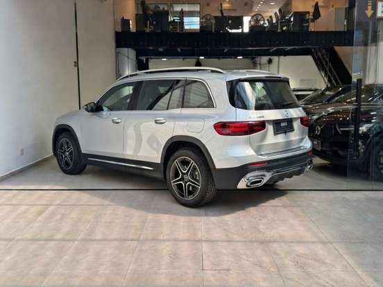 MERCEDES-BENZ-GLB 220-2026